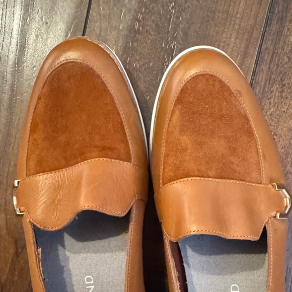 Cole Haan Grand OS- Women’s Tan Leather & Suede Loafers - Picture 10 of 16